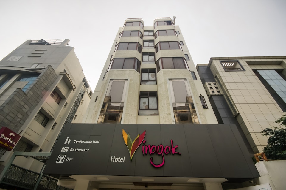 CAPITAL O75272 Vinayak Plaaza, Railway Station Coimbatore, Coimbatore