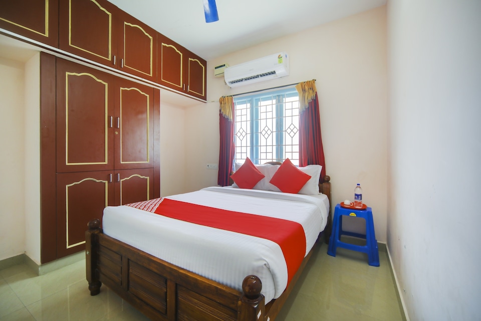 OYO 75298 Sri Devi Guest House, Vadapalani Chennai, Chennai