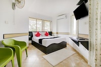 Hotel O Floatel International Beach Resort