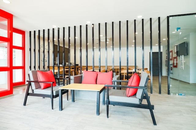 Townhouse Prithvi Resort Near Phoenix Palassio