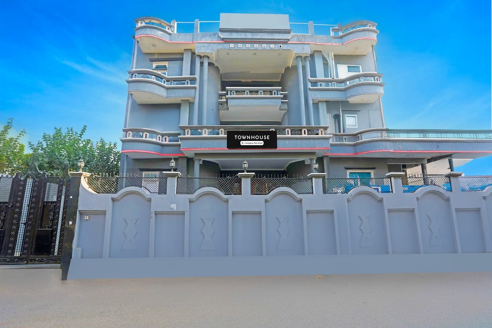 Super Townhouse Vijay Khand Gomti Nagar, Gomti Nagar Lucknow, Lucknow