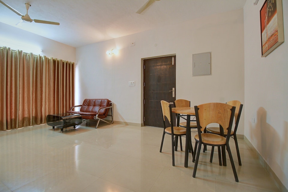 OYO Royce Ebony, GST Chennai, Chennai