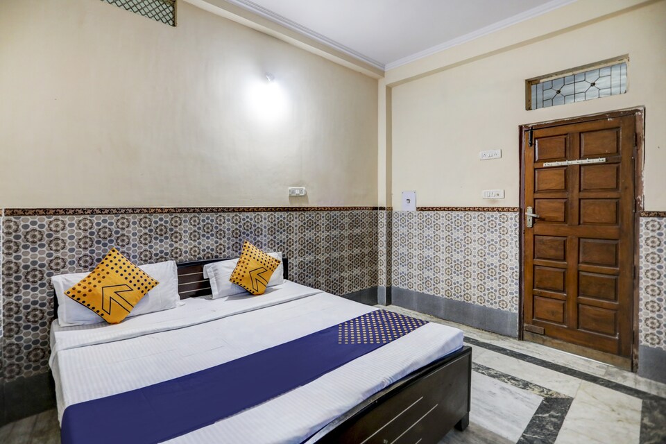 SPOT ON 75332 Hotel Arya Deep And Banquet Hall, Ghaziabad City, Ghaziabad