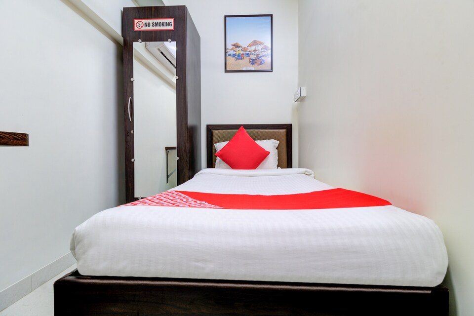 OYO 75344 Baba Homes, Mumbai Bandra-Khar-Santacruz, Mumbai