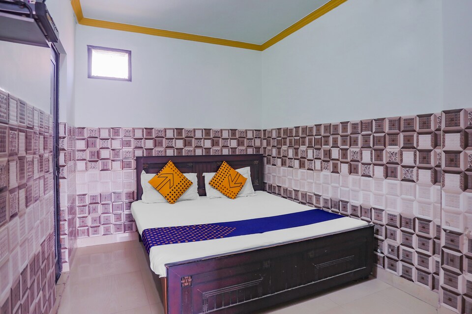 SPOT ON 75347 Hotel Himalaya, Moradabad, Moradabad