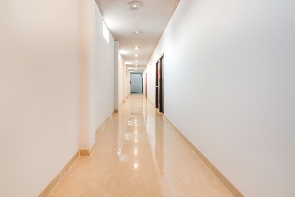 OYO 75352 Garg Residency, Greater Noida, Noida