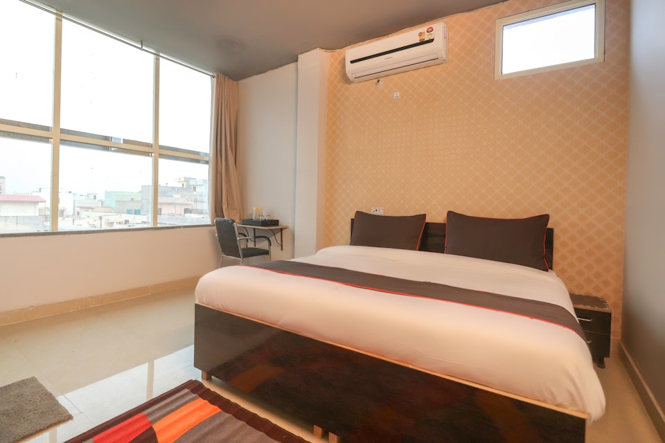 Hotel O Garg Residency, Greater Noida, Noida