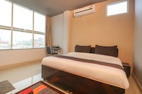 Hotel O Garg Residency