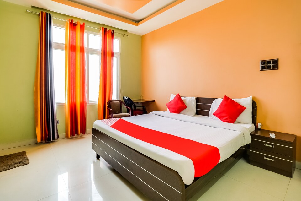 OYO 6348 Hotel York Inn, Charbagh Lucknow, Lucknow