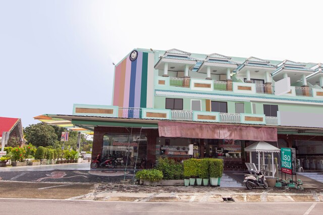 OYO 75314 Mountain Beach