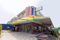 OYO 75314 Mountain Beach