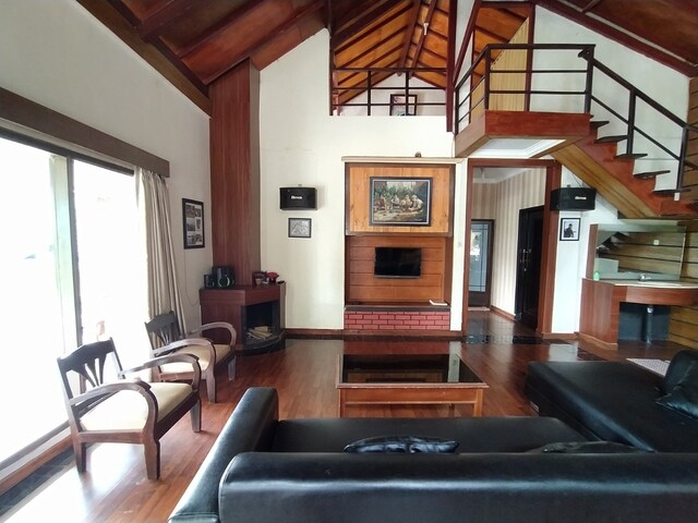 OYO 3976 Villa Cisarua