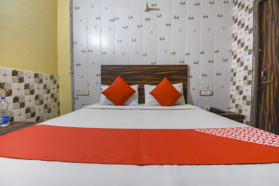 OYO 75400 Green City, Railway Station Chandigarh, Chandigarh