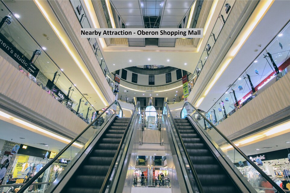 OYO Flagship Luxe 15660 Modern 1BHK Near Lulu Mall, Edapally Kochi, Kochi