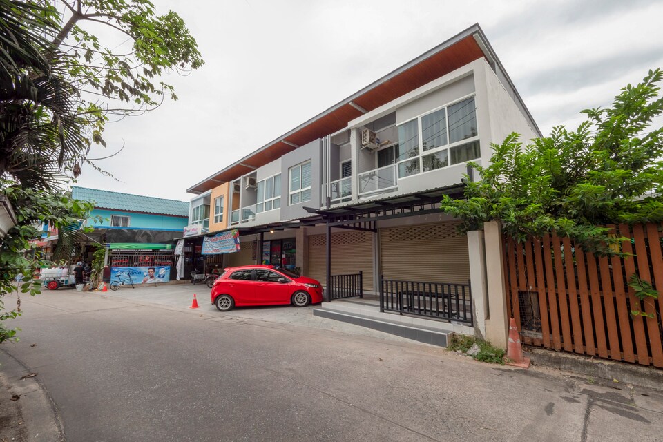 OYO 75323 Tha Burapa Home Bangsean, Bang Saen Beach P2, Chonburi