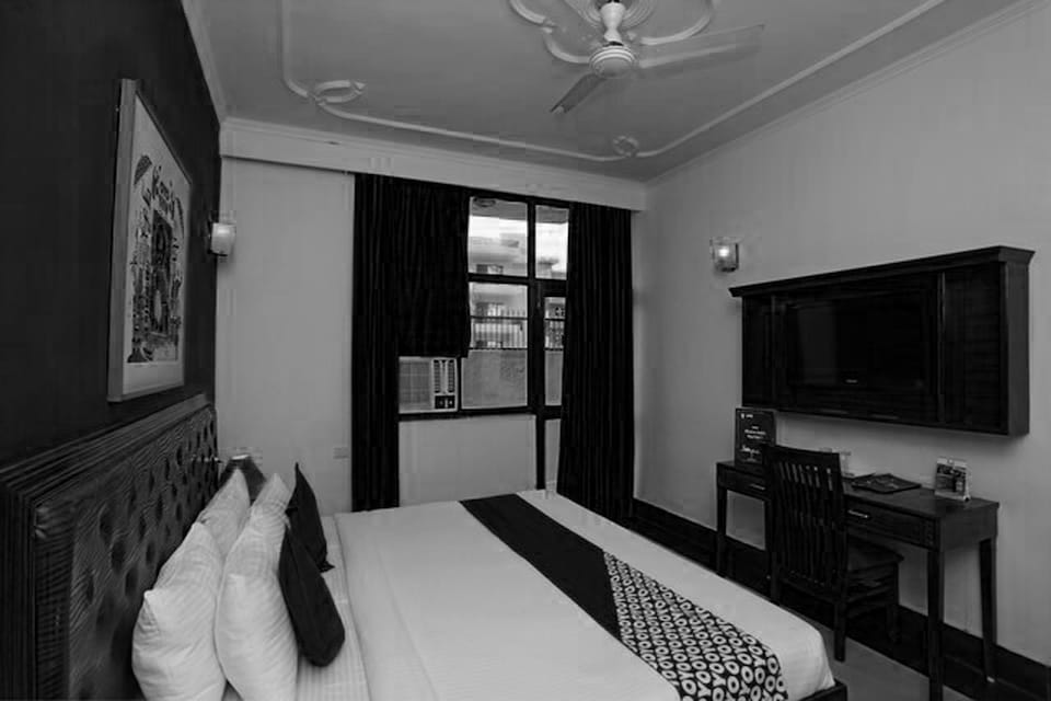 live on grg2873, Golf Course Road, Gurgaon