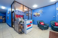 OYO 75327 Diyana Residence