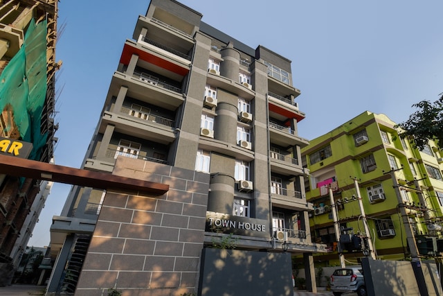 Super Townhouse Vidya Vihar