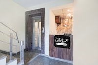 Super Collection O Sector 108 Noida