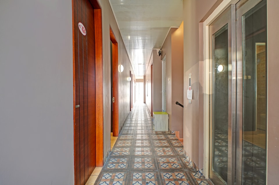 Hotel O Gambir Near Juanda Station Formerly Bunga Dahlia, Gambir, Jakarta