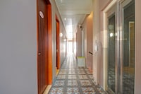 Hotel O Gambir Near Juanda Station Formerly Bunga Dahlia