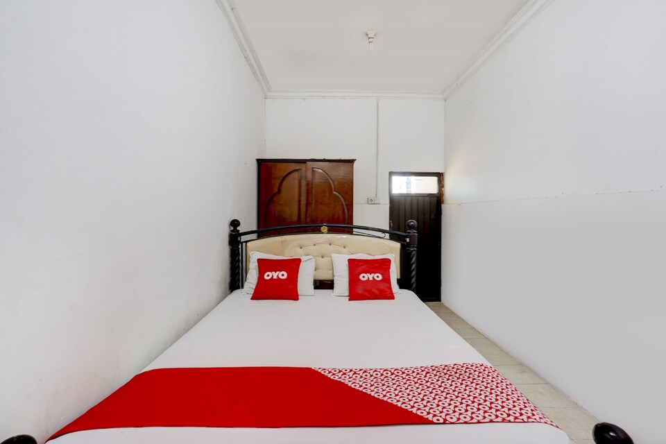 OYO 4006 Gajah Mada Trim Syariah, Wonokromo, Surabaya