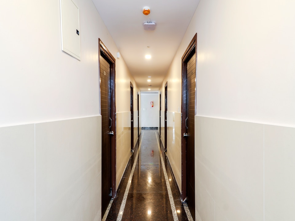 Hotel O Royal Inn hotel, LB Nagar-Ramoji, Hyderabad