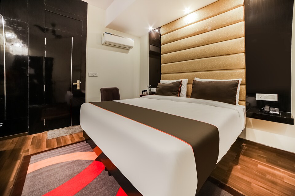 OYO Townhouse 48872 United Hotels, Airport Delhi, Delhi Transit