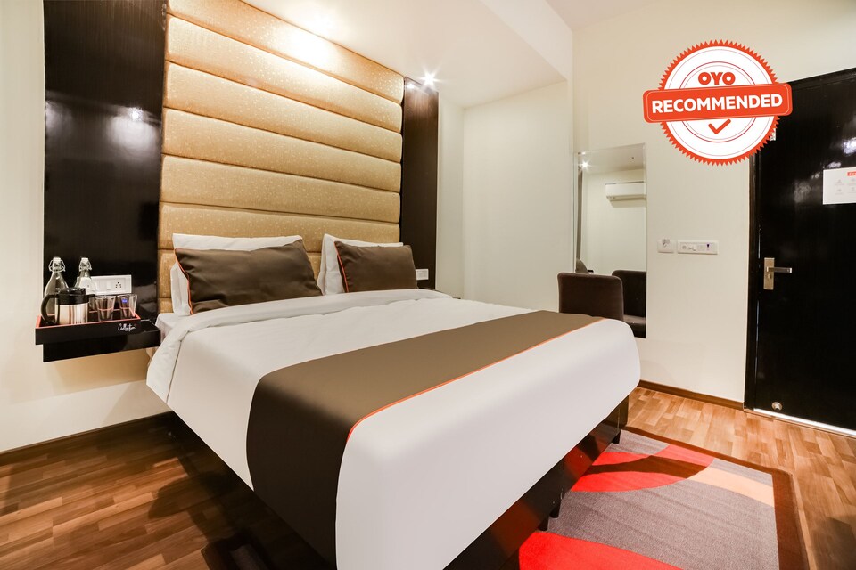 OYO Townhouse 48872 United Hotels, Airport Delhi, Delhi Transit