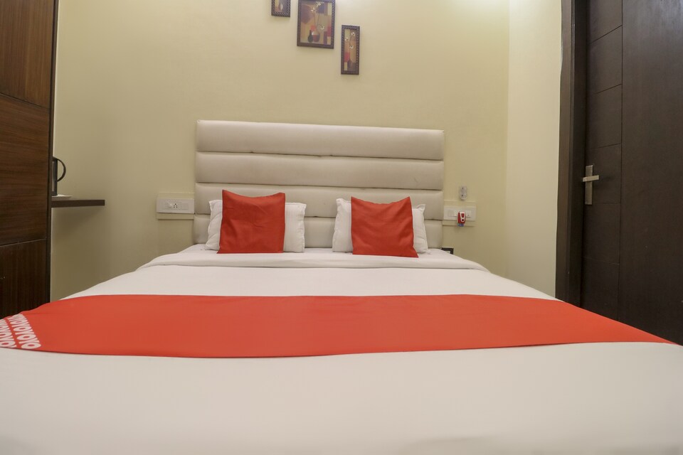OYO 75533 Hotel Mannat, Zirakpur, Zirakpur