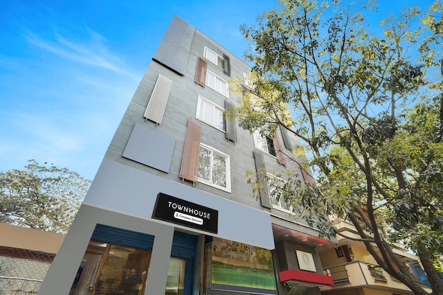 Super Townhouse BTM Layout Near Madiwala Lake Formerly Q Rooms