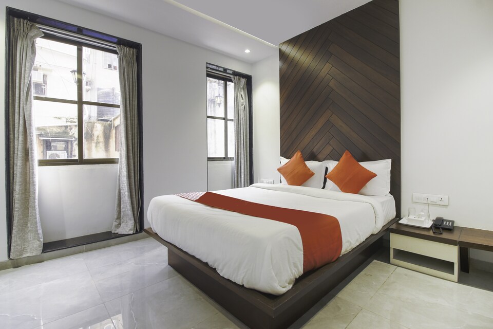 OYO 75540 Hotel Flora Suites, Mumbai CST-Churchgate-Colaba, Mumbai