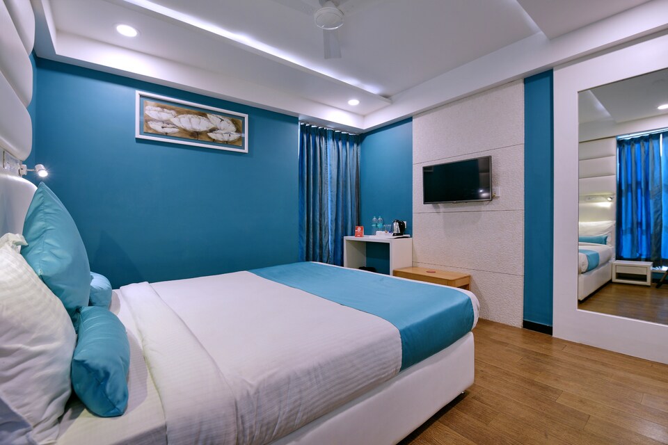 OYO 963 Hotel Rumaya, Main Market Ujjain, Ujjain