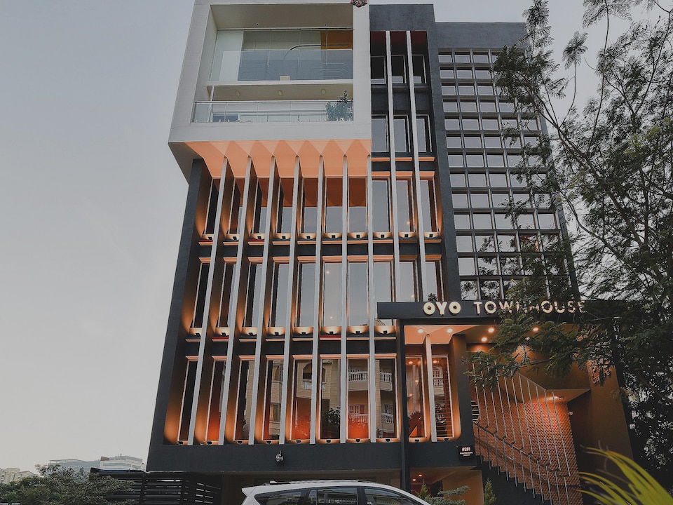 Super Townhouse Spruce Hotels Bellandur, HSR Layout Bangalore, Bangalore