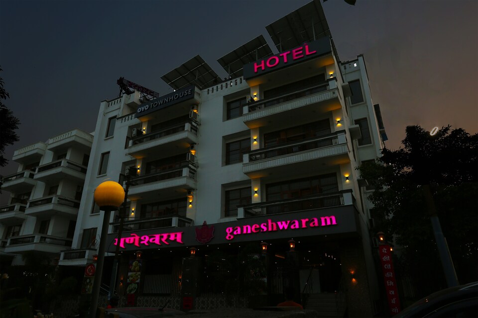 Collection O Hotel Ganeshwaram Inn Near Botanic Garden Of Indian Republic, Noida City, Noida