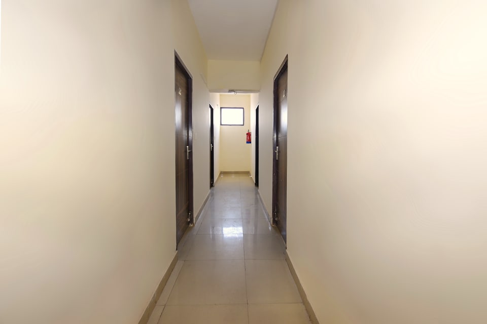 Hotel O Greenfield, Faridabad, Faridabad