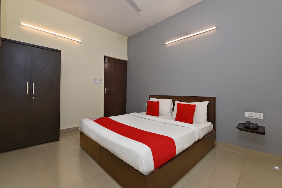 Hotel O Greenfield, Faridabad, Faridabad