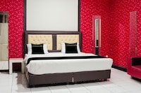 Hotel O near Tugu Simpang Haru formerly Zaara Guest House