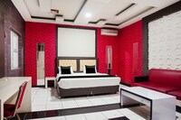 Hotel O near Tugu Simpang Haru formerly Zaara Guest House