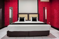 Hotel O near Tugu Simpang Haru formerly Zaara Guest House