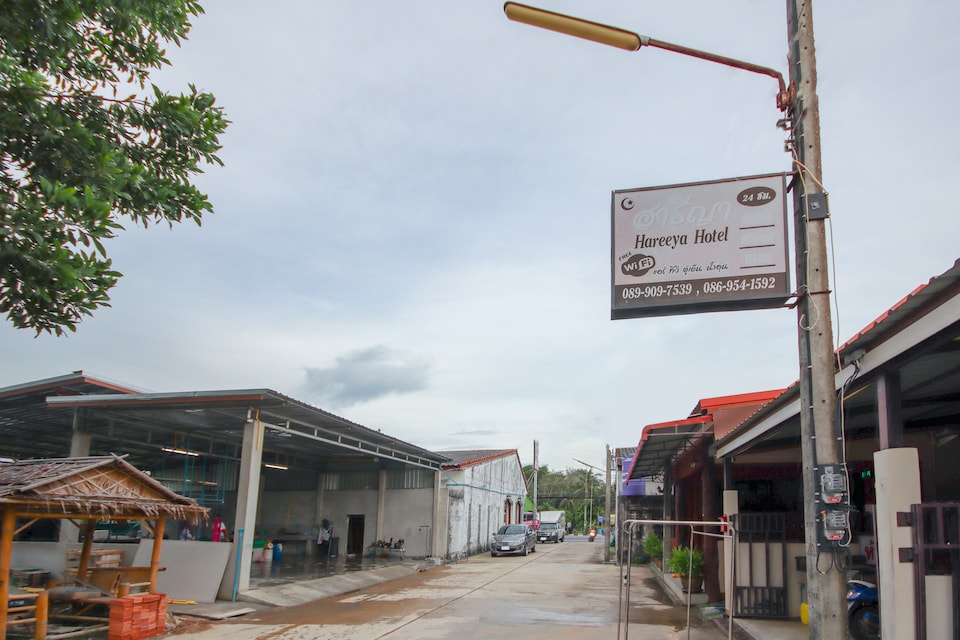 OYO 75331 Hareeya Hotel, Outter Phang Nga P3, Phang Nga