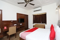 OYO Hotel O The Green Majestic