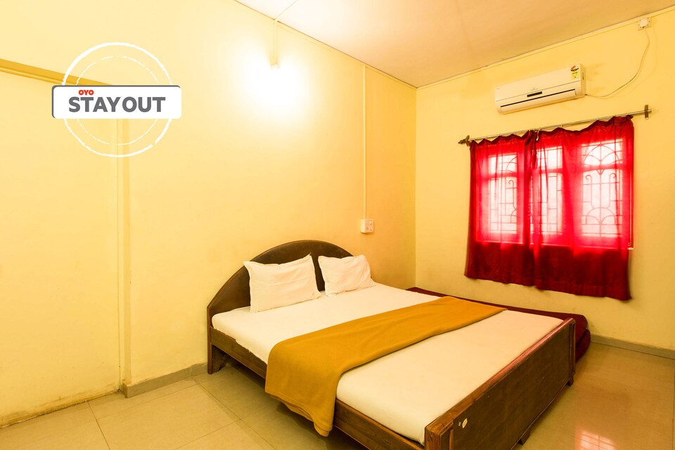 OYO 6373 StayOut near Calangute Beach, Calangute Goa, Goa