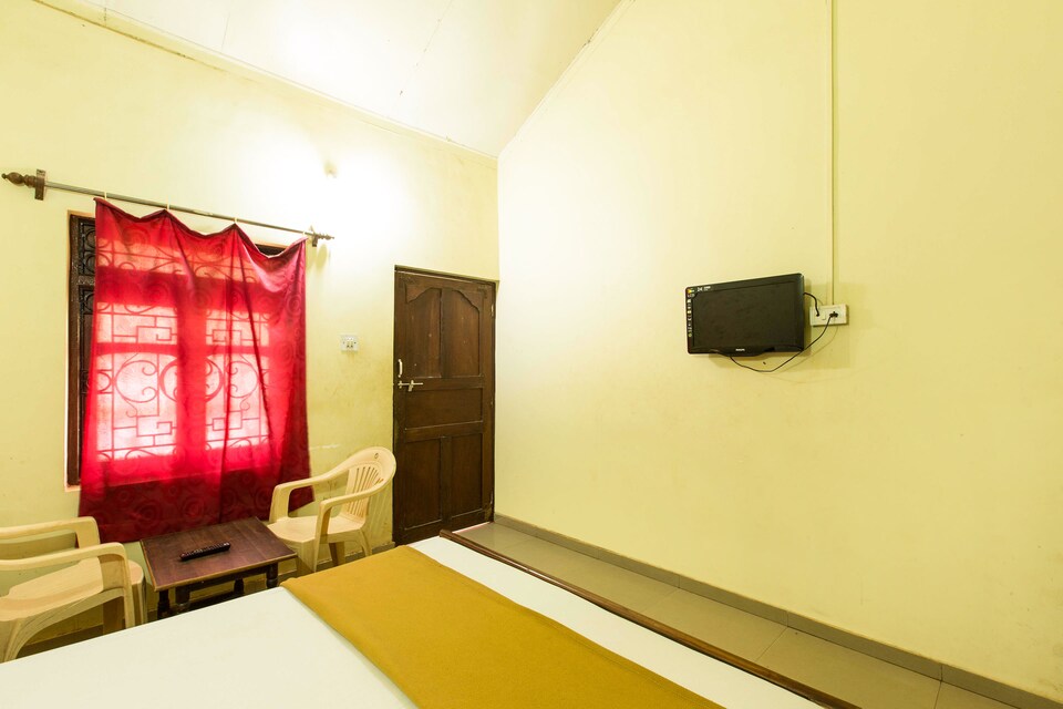 OYO 6373 StayOut near Calangute Beach, Calangute Goa, Goa