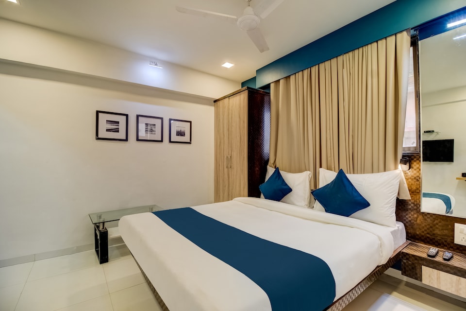 Live on MUM2053, Mumbai BCEC, Mumbai