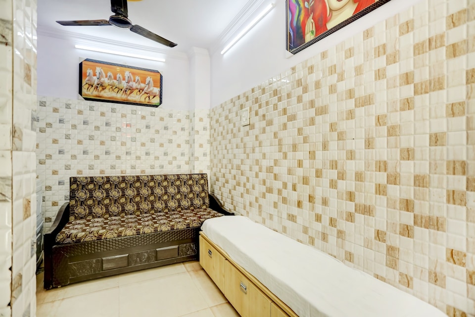 SPOT ON Hotel King Lodge, Ghaziabad City, Ghaziabad