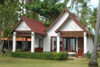 OYO 75333 Lanta Beach Lodge