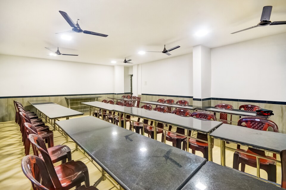 Capital O Ab Merridien, Gandhipuram Coimbatore, Coimbatore