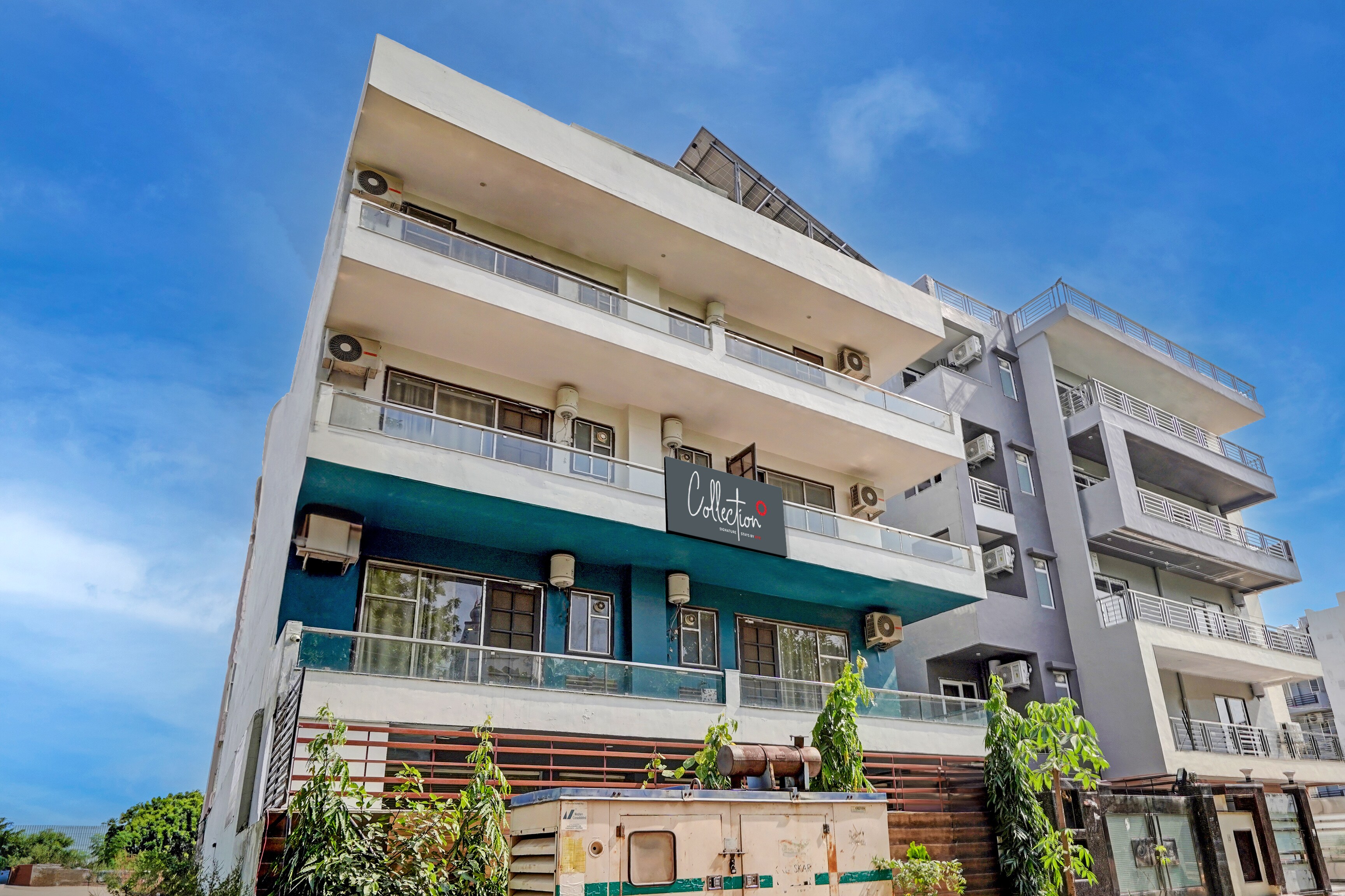 Silver Key Hotels in Guru Dronacharya Metro, Gurgaon Starting ₹499