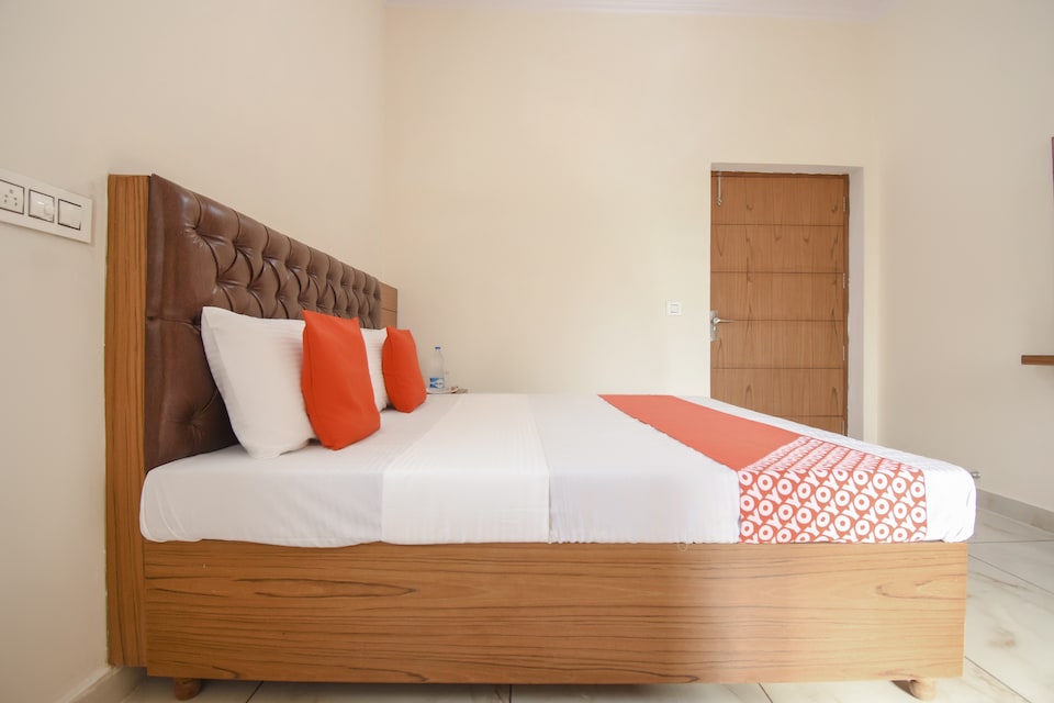 OYO 75663 Hotel Palm Inn, Kharar, Kharar